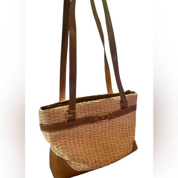 Vintage Etienne aigner straw shoulder bag - Picture 2 of 5